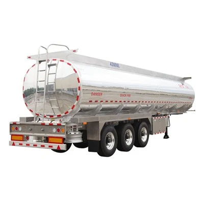 Yoqilg'i moyli tanker treyleri